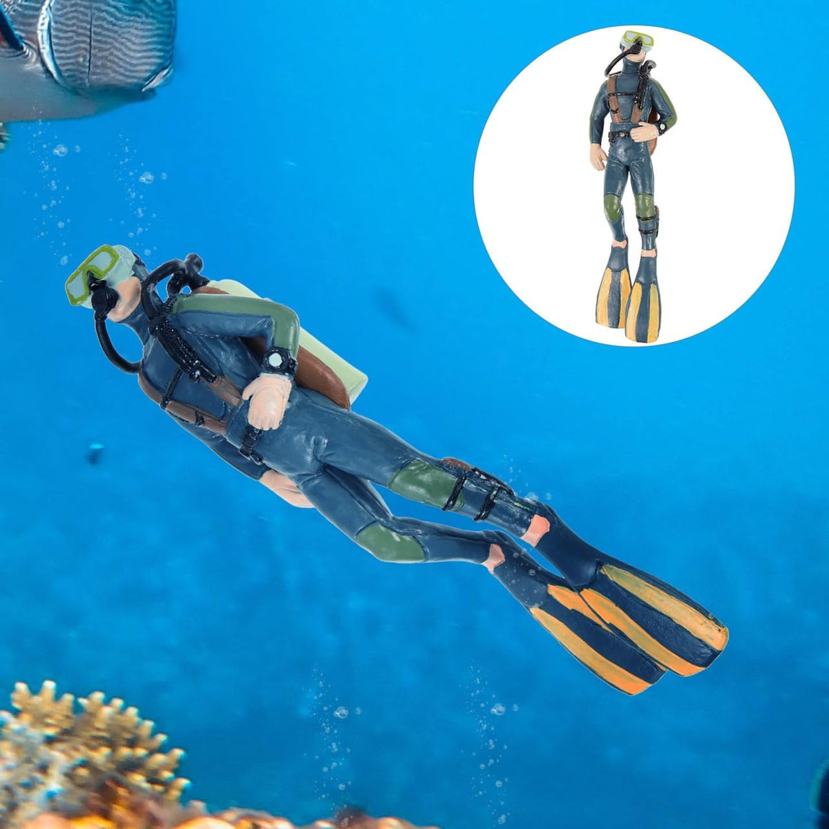 DOITOOL Aquarium Aquanaut Decoration Diver Decor Set 5.11X1.57X5.90in Lifelike Statue for Fish Tank Landscape Fresh and Salt Water Aquarium Decor 5 pcs