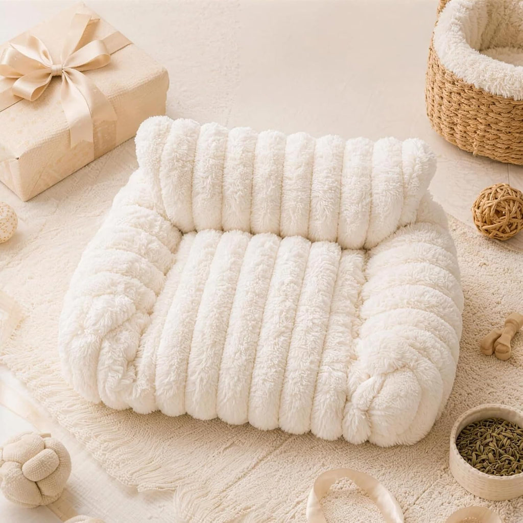 Ultra-Soft Plush White Guinea Pig Couch Bed, Cozy Small Pet Sofa with Padded Armrest & Backrest, Warm Guinea Pig Accessories for Hamster, Rabbit, Chinchilla, Hedgehog