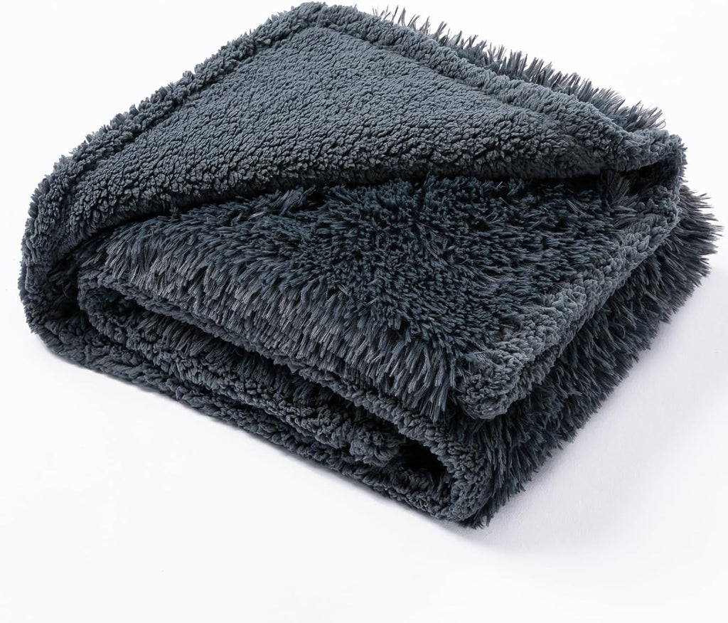 Pet Blankets Waterproof Fluffy Fleece Blanket Cat Dog Blankets Liquid Pee Proof Throw Blanket Reversible Furniture Protector Cover Washable for Couches Beds Sofa 65"x57" Black