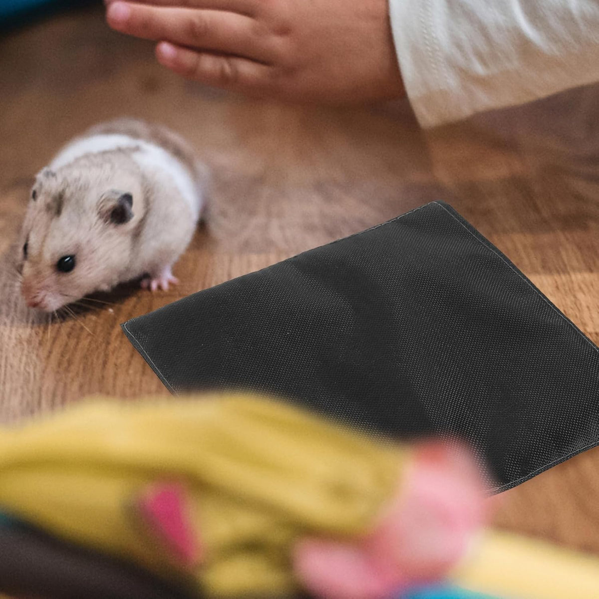 BESPORTBLE USB Heating Pad for Small Pets Hamster Reptile Heat Mat 5.5 Inch Thermal Insulation Mat for Rabbits Birds Chinchillas Winter Warm Cushion