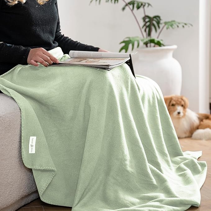 Fleece Throw Blankets Bulk Fleece Blankets Solid Wholesale Lightweight Warm Soft - Image 4