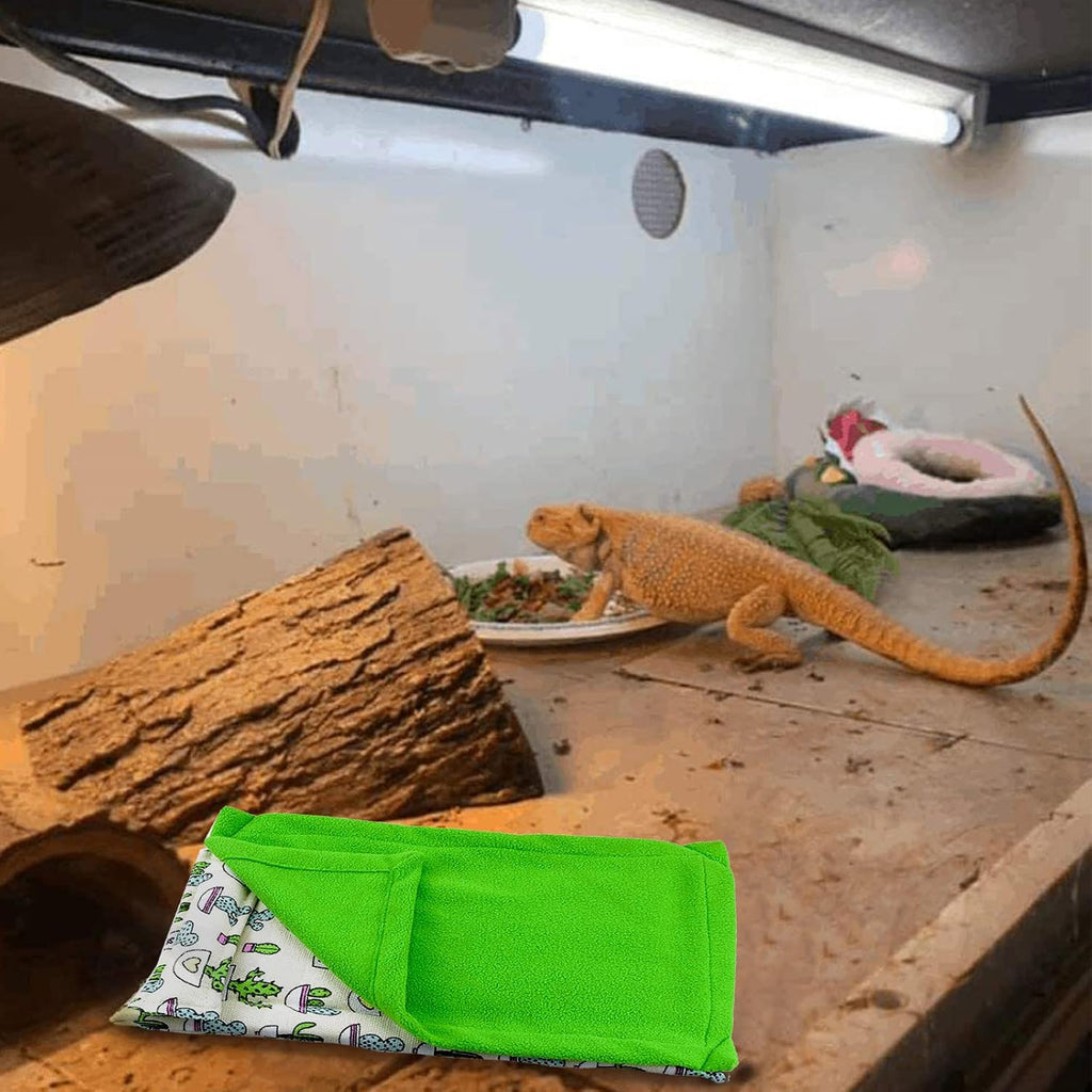 Dnoifne Reptile Sleeping Bag, Reptile Pets' Sleeping Bag Set with Pillow and Blanket, Hideout Habitat with Soft Warm for Bearded Dragon Leopard Gecko Lizard (Green Blanket)