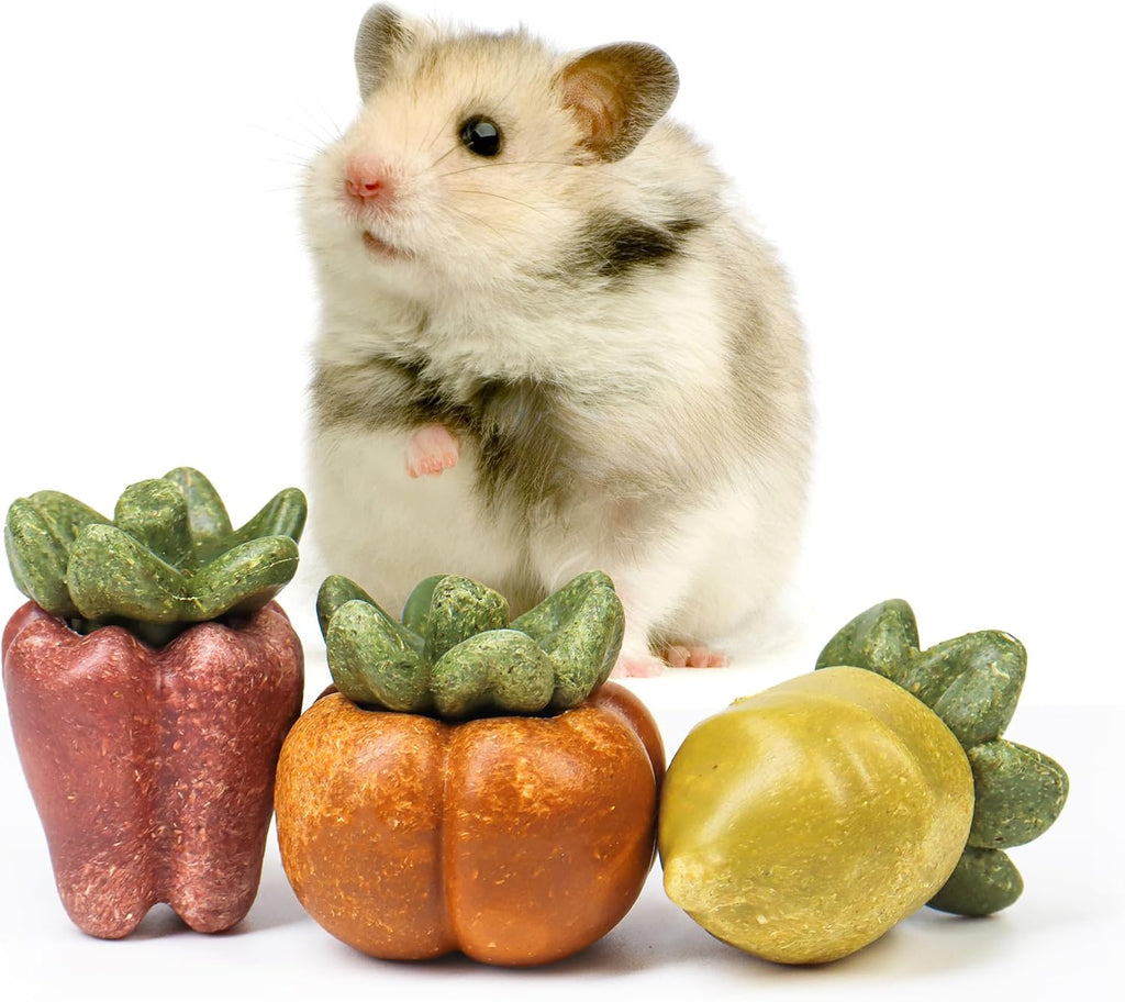 TEEWY Guinea Pig Toys, Prevent Teeth Overgrowth, Natural Vegetables and Timothy Grass, Hamster Chew Toys, Guinea Pig Chew Toys, Chinchilla Toys, 3PCS, Peapod-Shaped