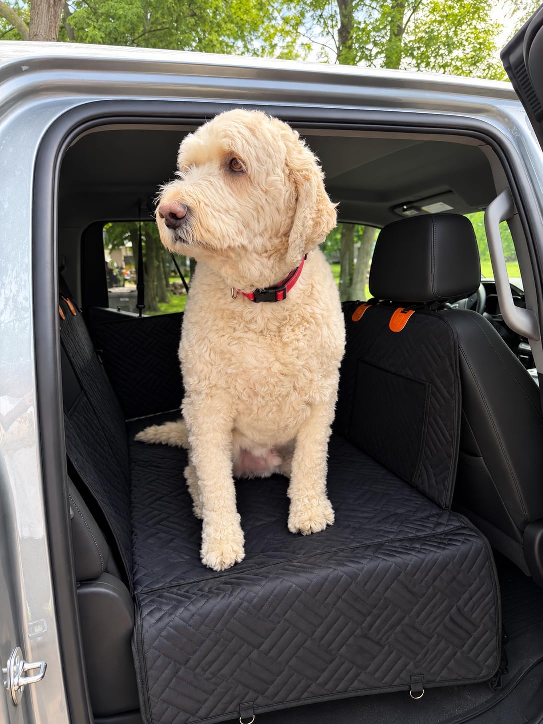Hard-Bottom Dog Car Seat Cover for Back Seat, Flat Seat Extender for Large Dogs, Waterproof Non-Slip Pet Hammock with 400 lb Support, Fits SUVs, Trucks & Cars