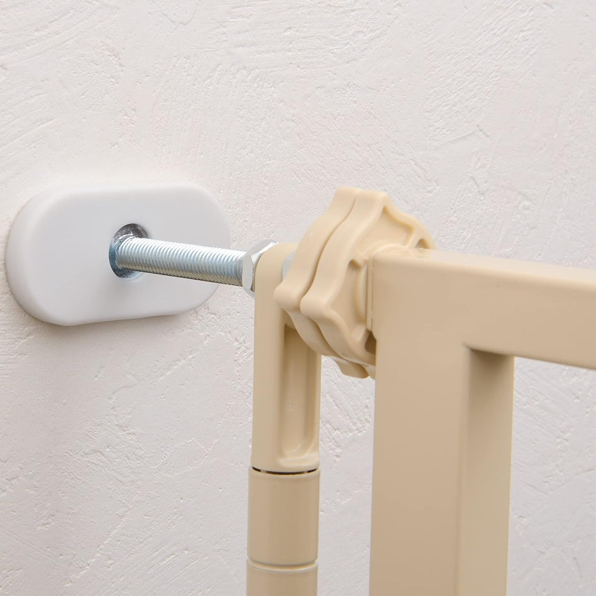 Richell USA - Cat Safety Gate (94951) (Beige)