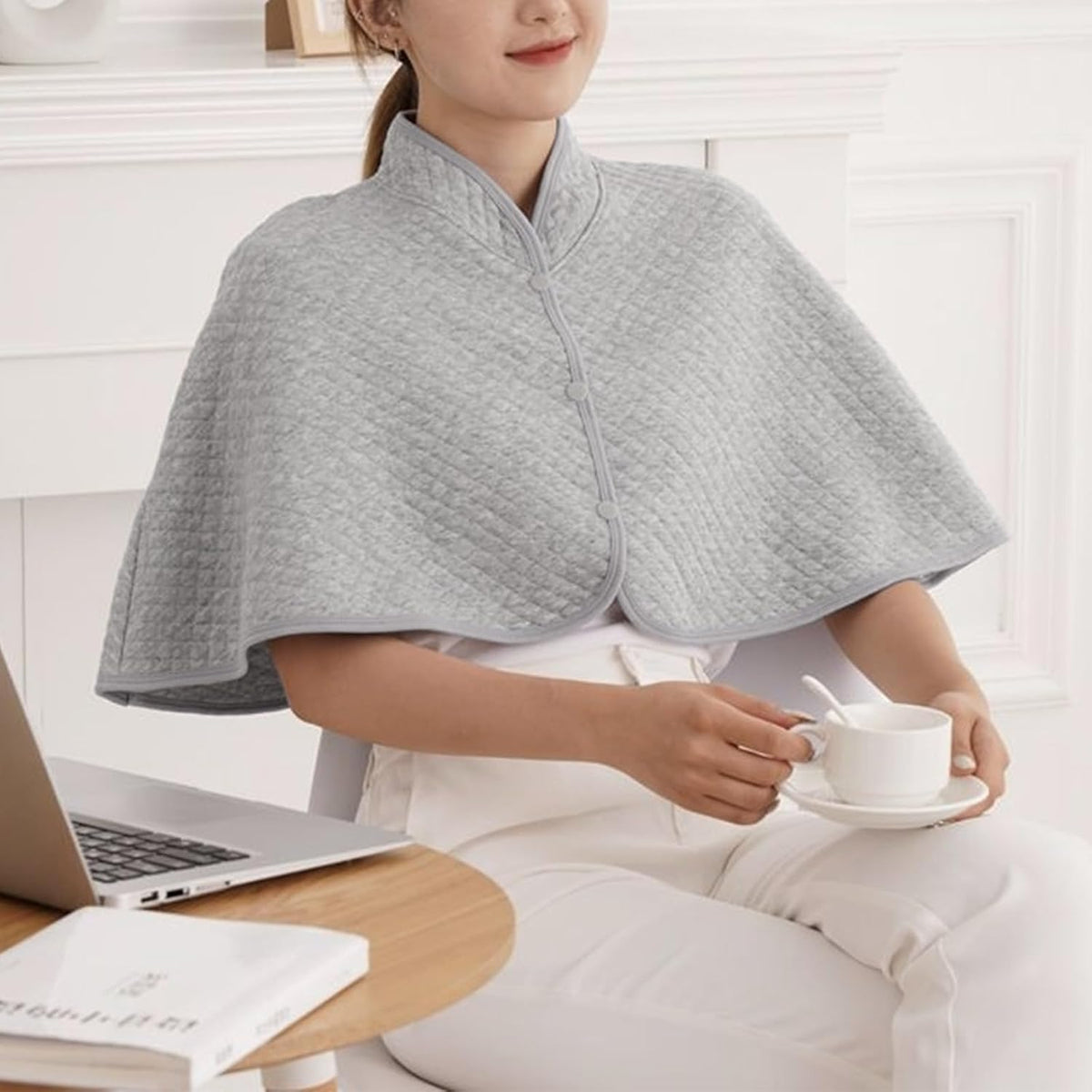 QBLEEV Parrot Anti-Scratch Shoulder Protector, Bird Diaper Poop Cover Pad