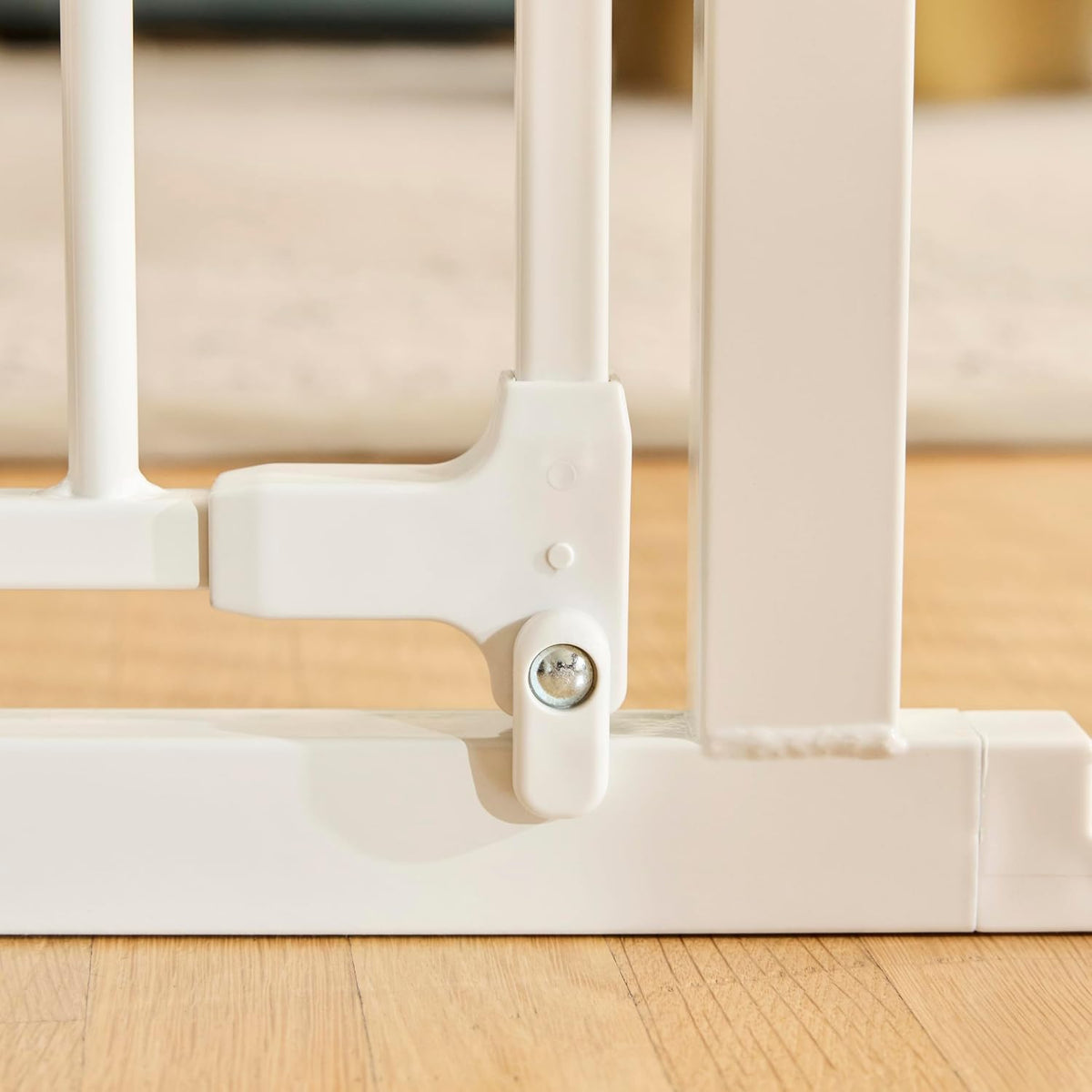Carlson 6-Panel Convertible Pet Yard & Extra Wide Metal Dog Gate, White
