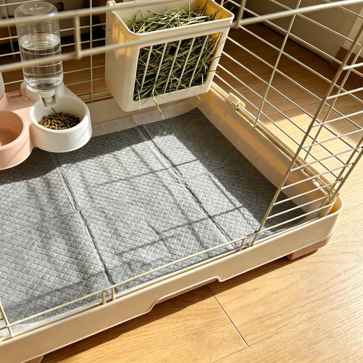 50 Pcs Rabbit Pee Pads，17.7"x23.6" Guinea Pig Cage Liners