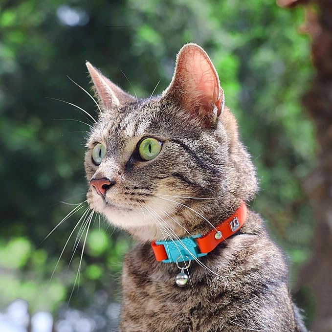 New Kittyrama Cat Collar with Bell. As Seen in Vogue. Breakaway, Quick Release - Image 4