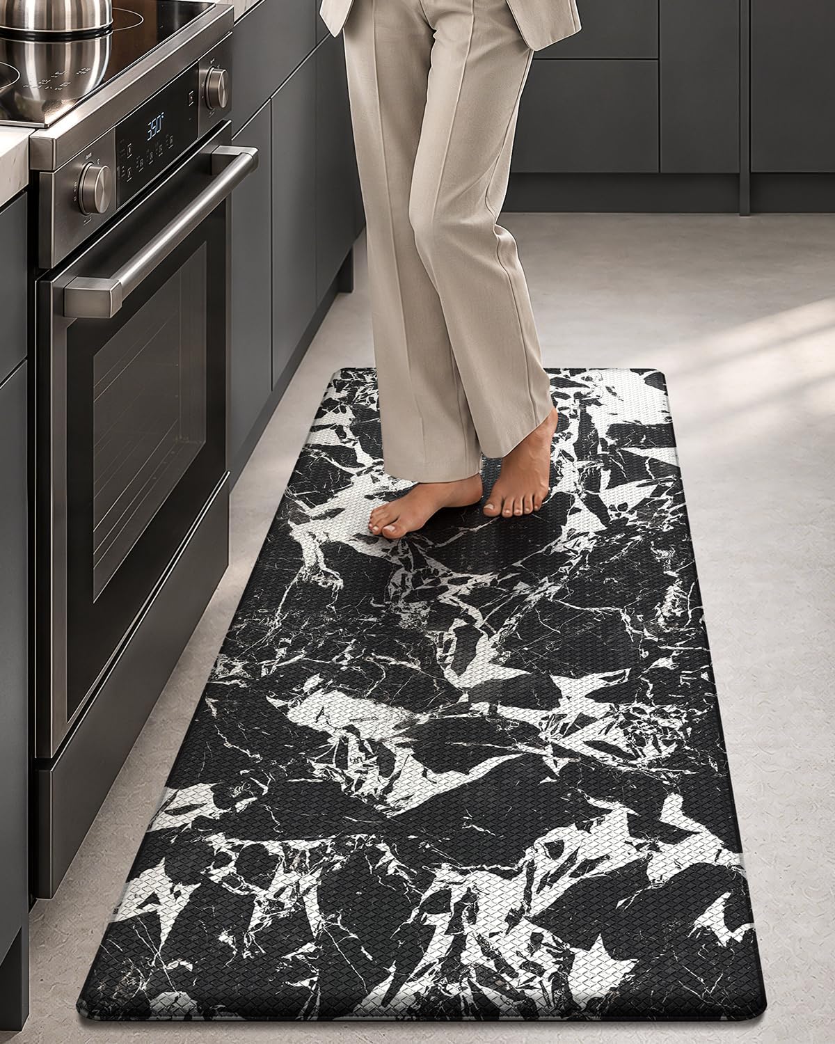 Color&Geometry Kitchen Floor Mat, Black Marble Pattern Anti‑Fatigue Mat