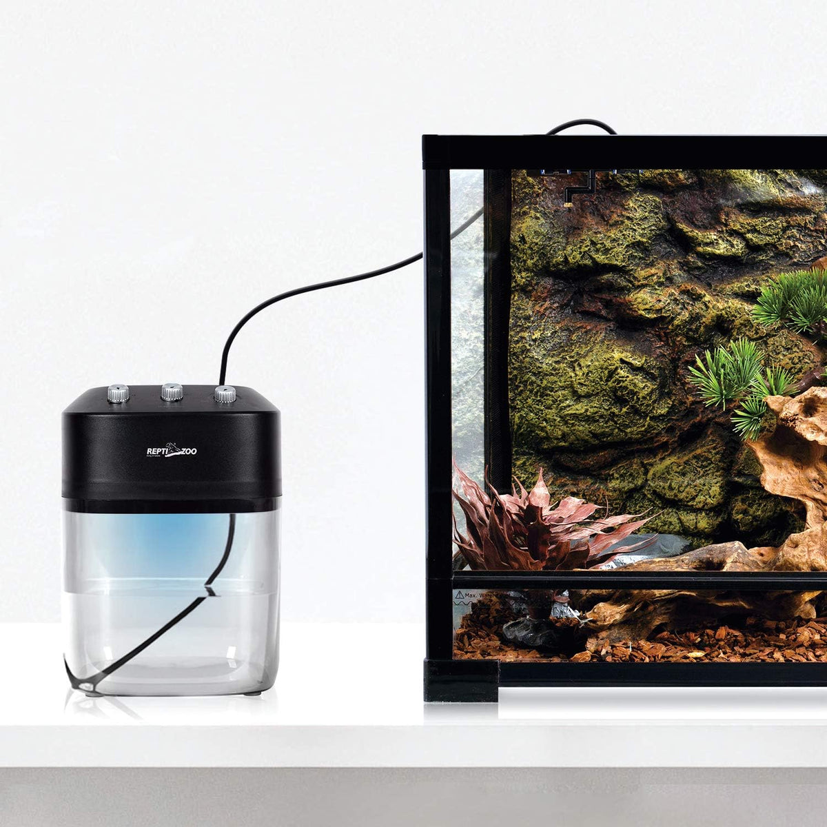 REPTI ZOO 2.2L Solo Adjustable Starter Mister for Reptile Terrariums Humidifier High Pressure Silent Pump Machine Misting Rainforest Sprayer System Tank with 2PCS Nozzles for Reptiles/Amphibians