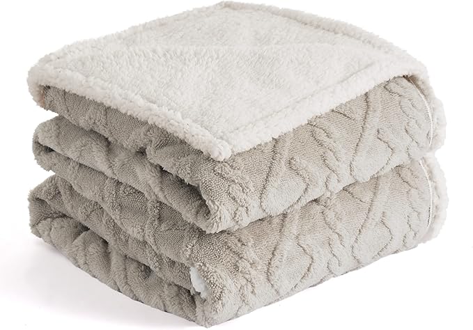 Bedsure Waterproof Dog Blanket for Large Dogs - Image 9
