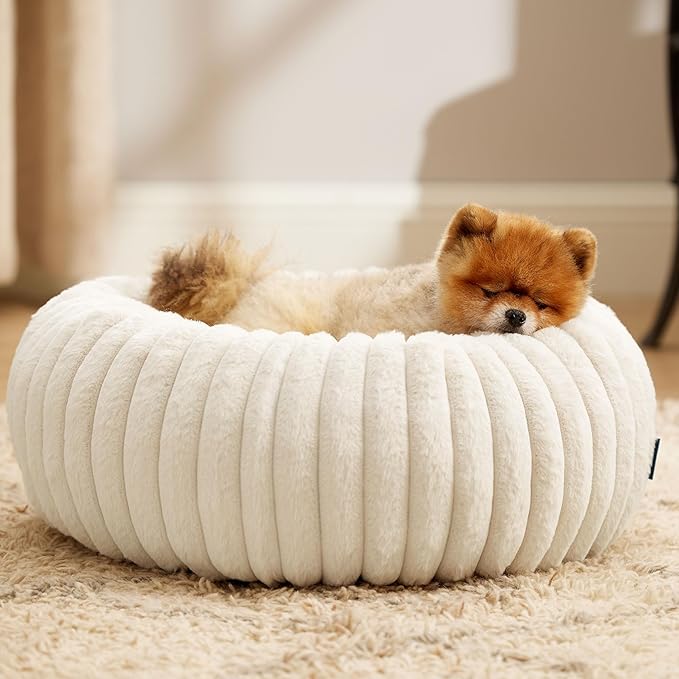 Bedsure ComfyFleece™ Donut Small Dog Bed - Image 7