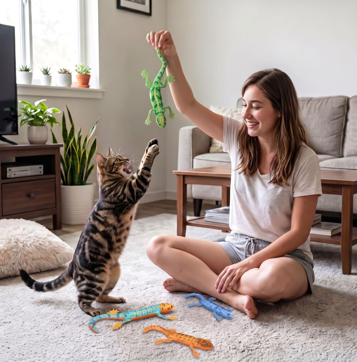 Plush Lizard Catnip Toys with Tree Trunk-shaped Pouch 5 Pack