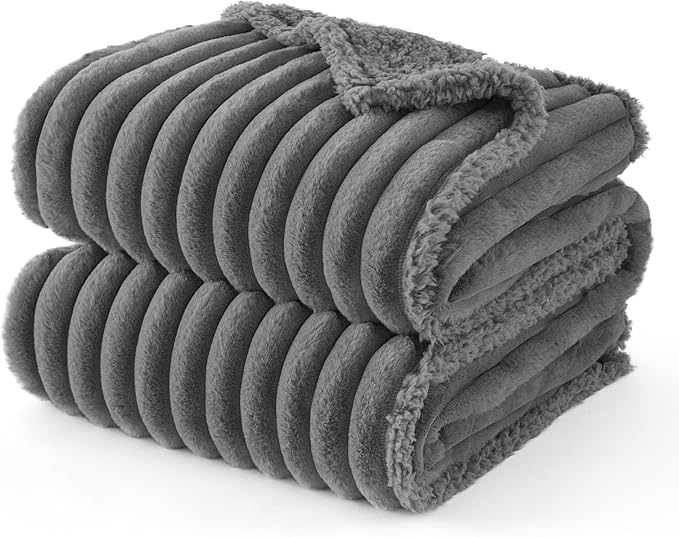 Bedsure ComfyFleece™ Waterproof Dog Blankets by BEDSURE