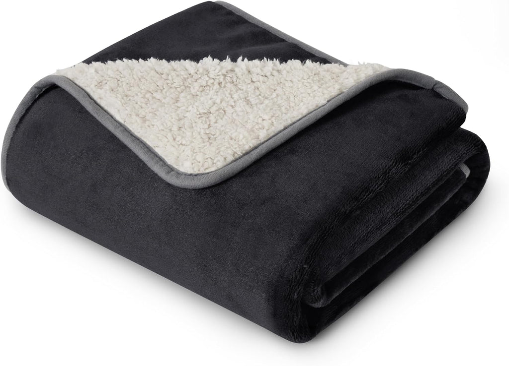 Bedsure Self Warming Dog Blankets for Small Dogs Waterproof - 25"X35" White