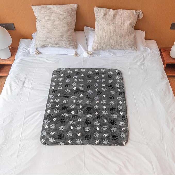 Waterproof Pet Blanket Dog Blankets, Pattern Printing Super Soft Warm Fluffy - Image 4