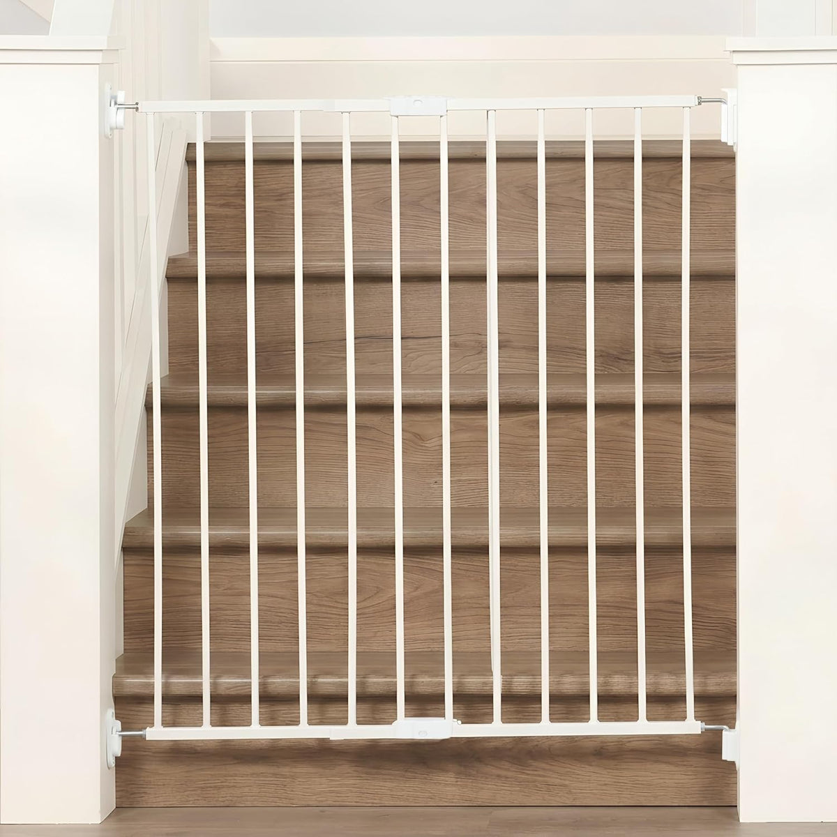 Regalo Safety 24"-40.5" Extra Wide Baby Gate for Top of Stairs & Doorways