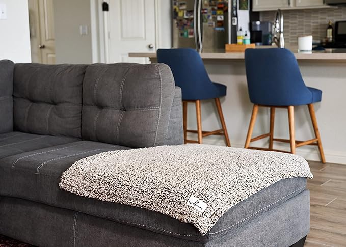Pet Parents Premium Pet Blanket - Image 7