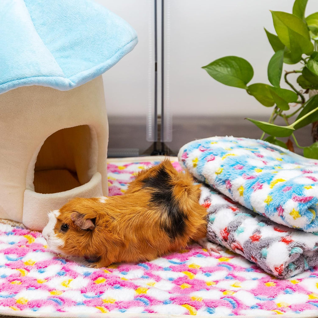 CUSOZWO Guinea Pig Bedding Mat, 3 Pack Waterproof Small Pet Cage Liners