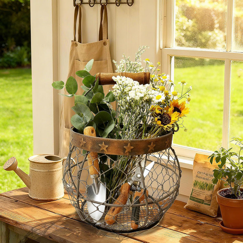 Star Farmhouse Wire Egg Basket for Gathering Fresh Eggs