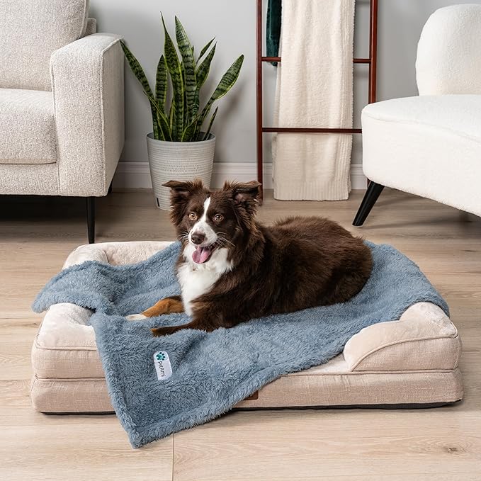 PetAmi Fluffy Waterproof Dog Blanket - Image 3